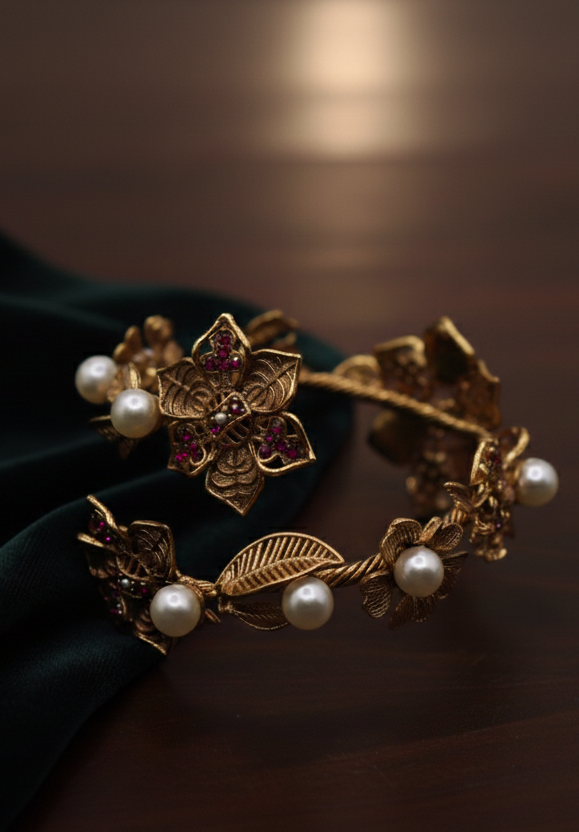 BS-010-MA-Flower Hand Cuff (2)