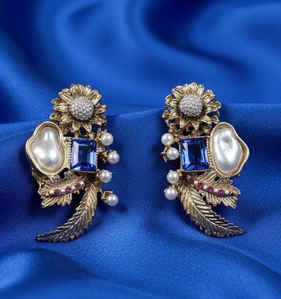 ES-008 1 TO 2 Designer Mop Studs Earrings (4)