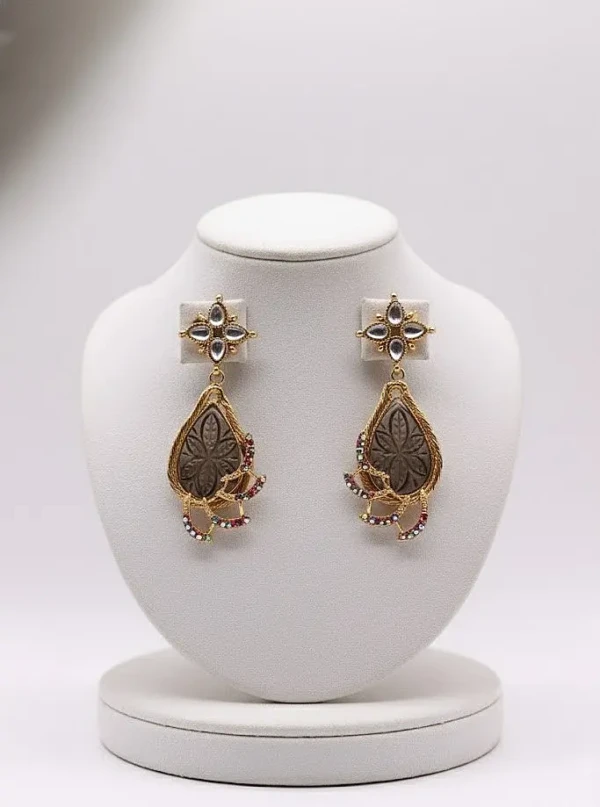 ES-037-GY+MI Pair Carving (5)