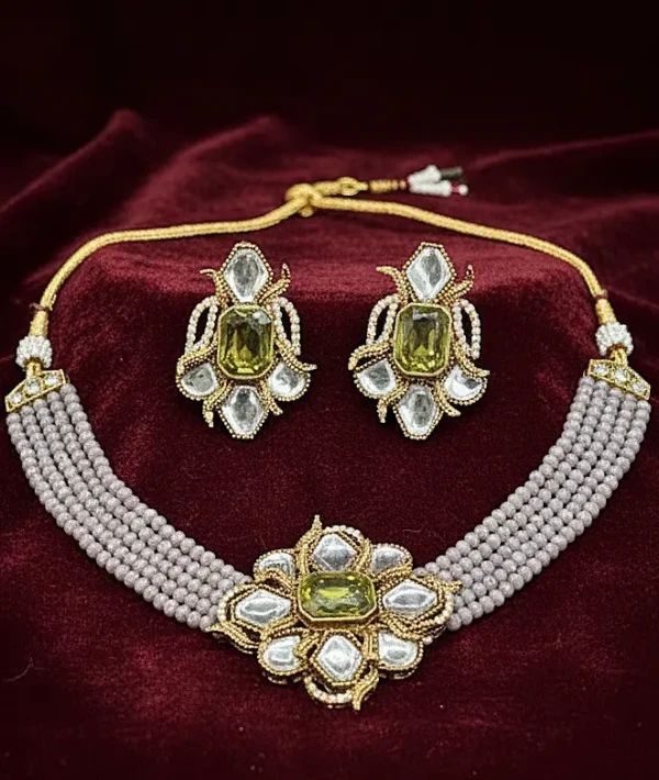 ST -002 MI+GN-1 TO 2 Doublet with Kundan Stone Choker (1)