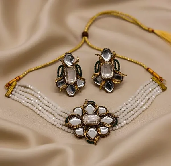 ST-004-GN+WE Doublet with Kundan Stone Choker (3)