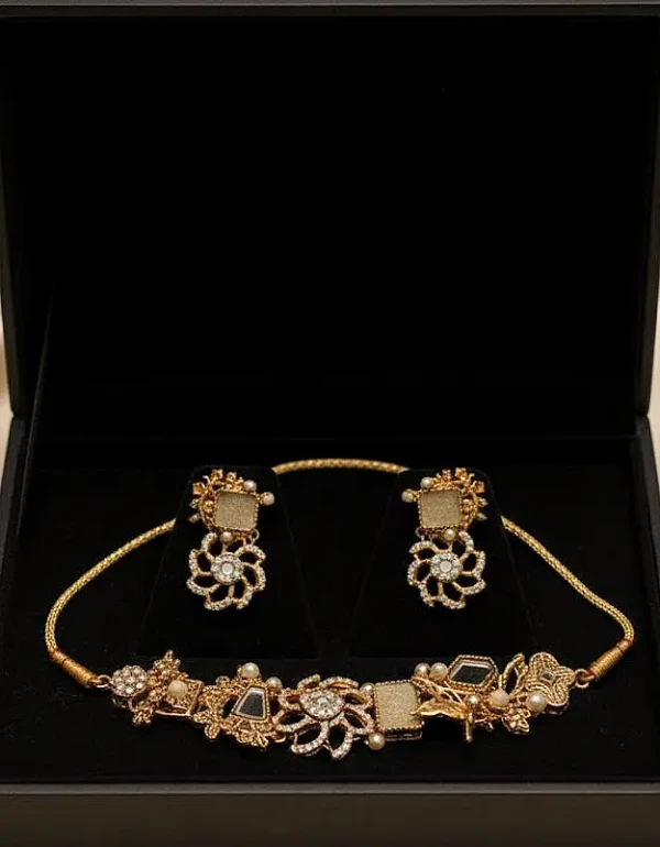 ST-010-WE Handmade Crash Stone Choker (3)