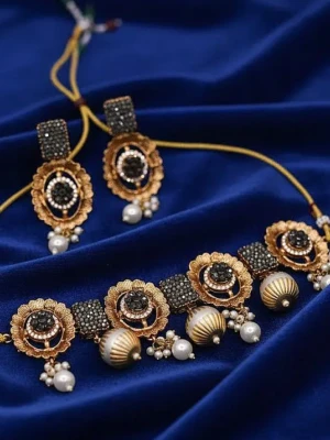 ST-032-BK 1 TO 2 Turkish Choker Patti (3).jpg