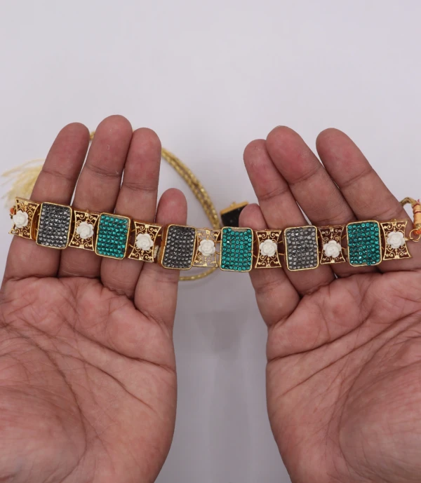 ST-078-SGN Turkish Choker (1)