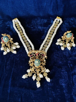 ST-079-SGN+WE Parrot Mala Set (5)