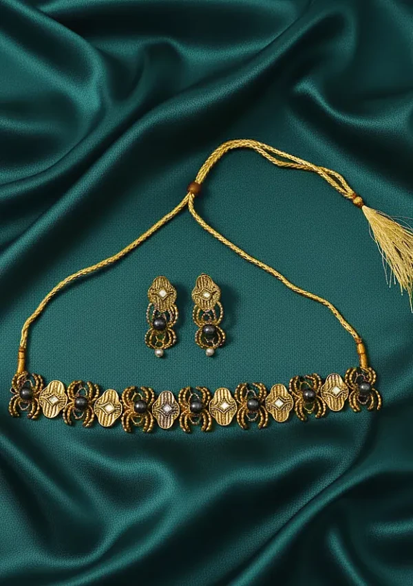 ST-080-GY 1 to 2 Designer Choker Set (3)